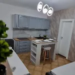 Studio Vlora فلورا