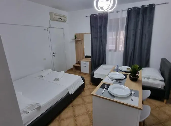 Studio Vlora Wlora